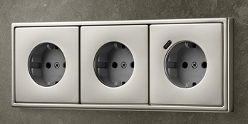 SCHUKO® Steckdosen mit USB bei Baumann GmbH in Frankenthal