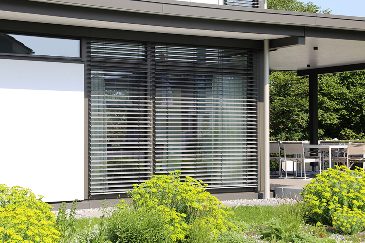 Rollladen­steuerung bei Baumann GmbH in Frankenthal