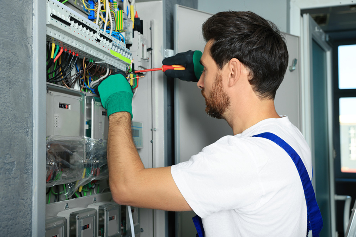 Nieder­spannungs­anlagen bei Baumann GmbH in Frankenthal